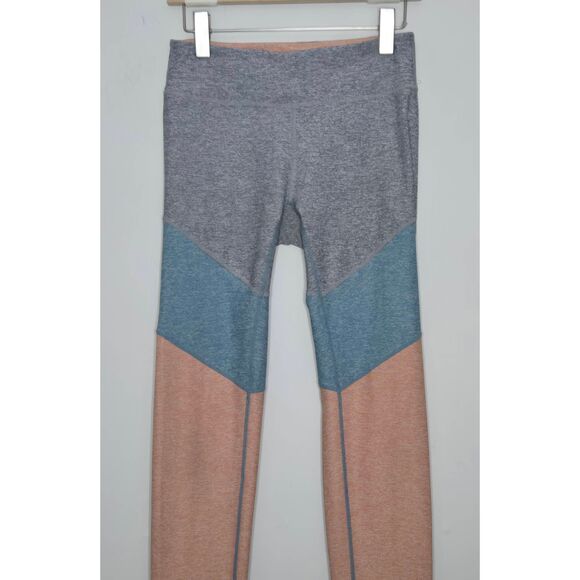Outdoor Voices Leggings Size Medium 7/8 Springs in Lake/Dove/Rose Quartz - Picture 2 of 5
